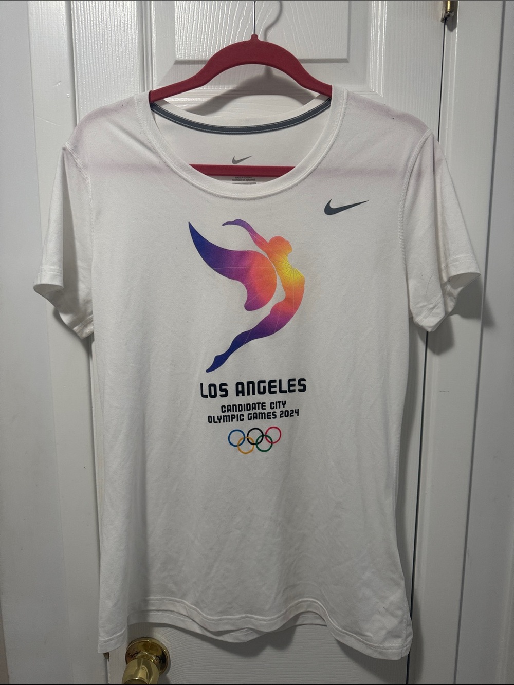 Never worn- Los Angeles Olympics Graphic Nike Tee